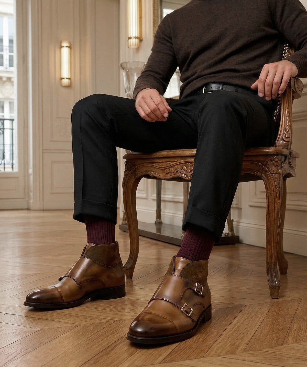 LEONARDO Brown Double Monks
