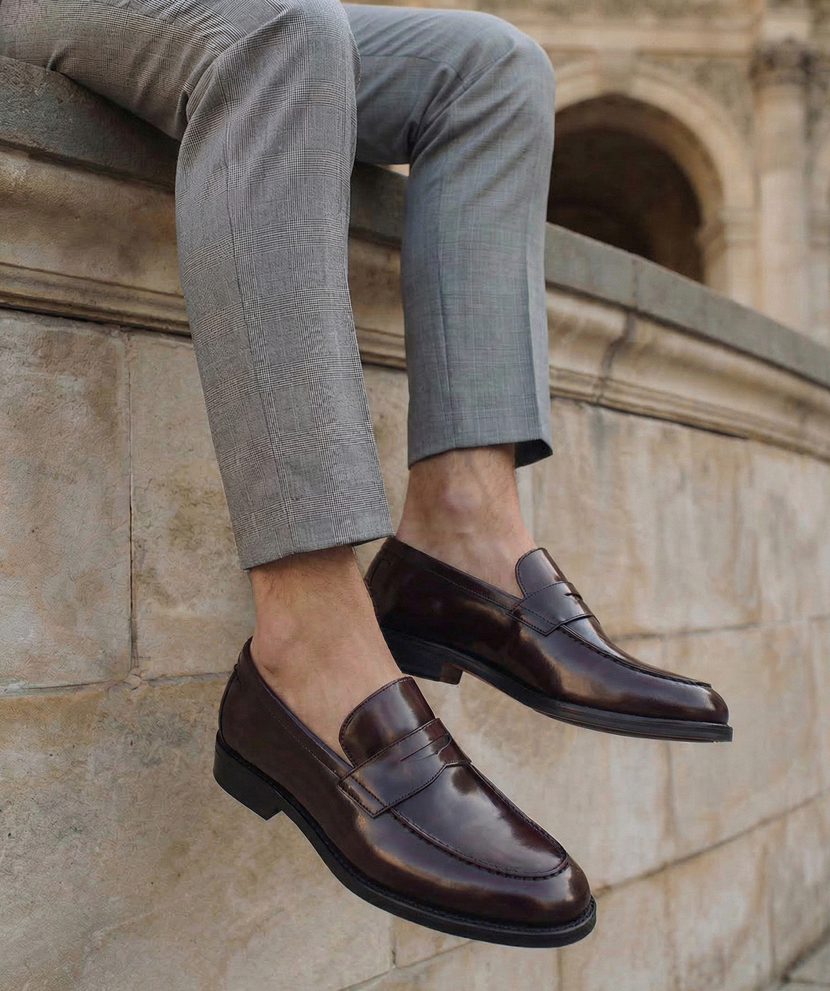OSCAR Burgundy Loafer