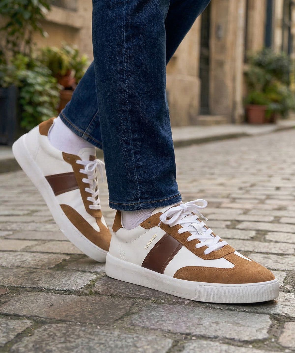 Sneakers LEO White and Brown