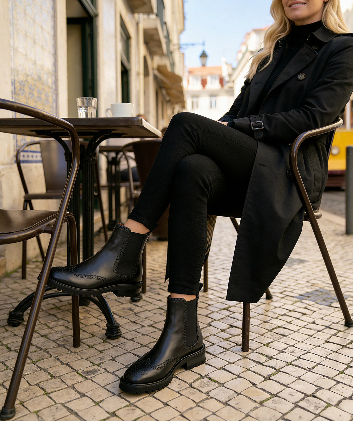 CHARLIE Black Boots
