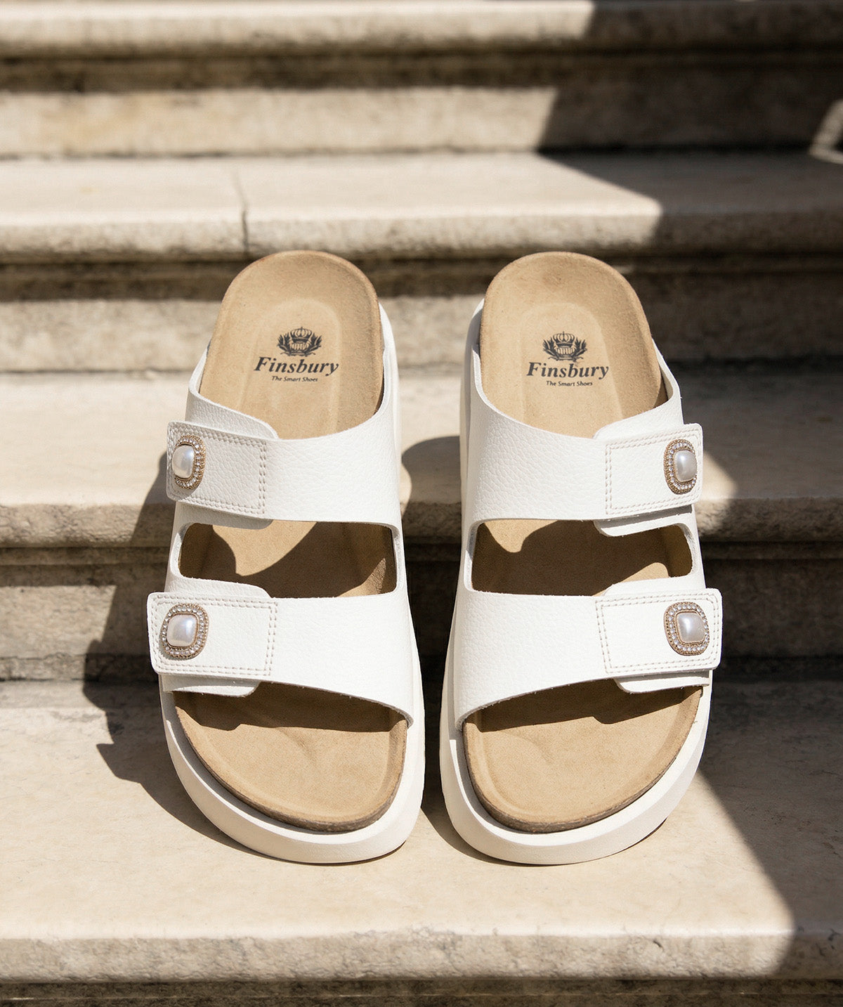 MAGALI Natural Grained Mule